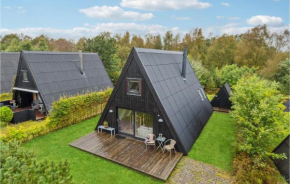 Gorgeous Home In Farsø With Kitchen
